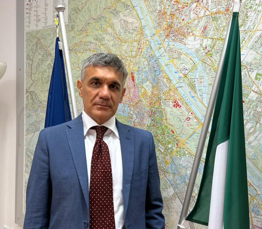 Dr. Corrado CIPOLLINI