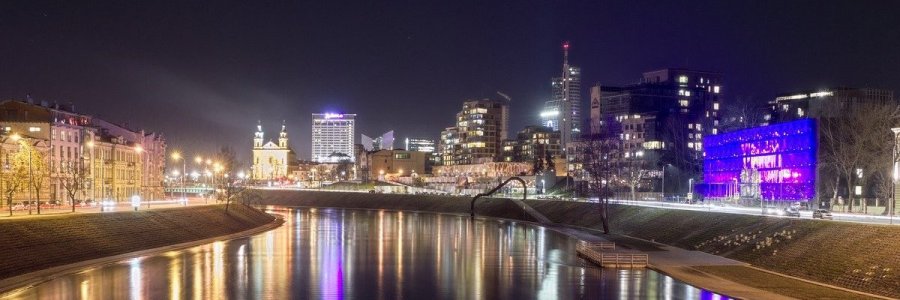 LITUANIA, Vilnius di sera